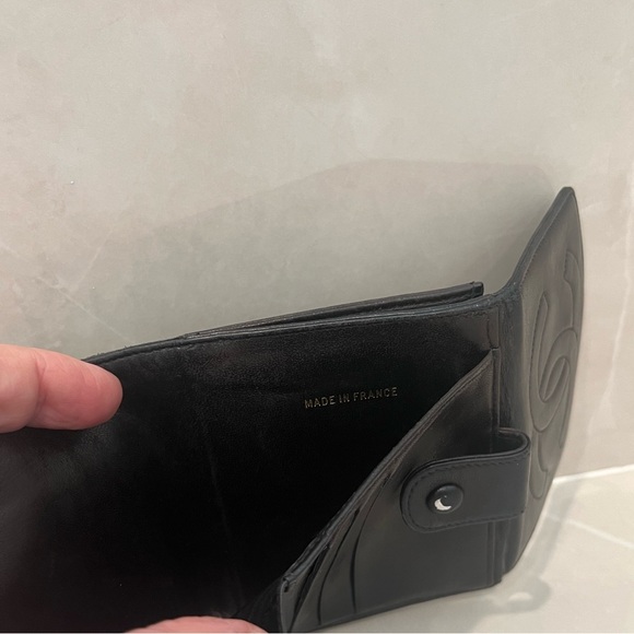 Authentic Chanel Black Leather Wallet - Picture 7 of 7